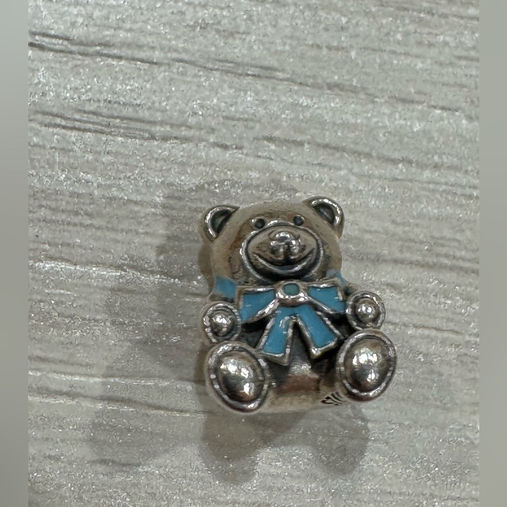 Pandora teddy bear charm